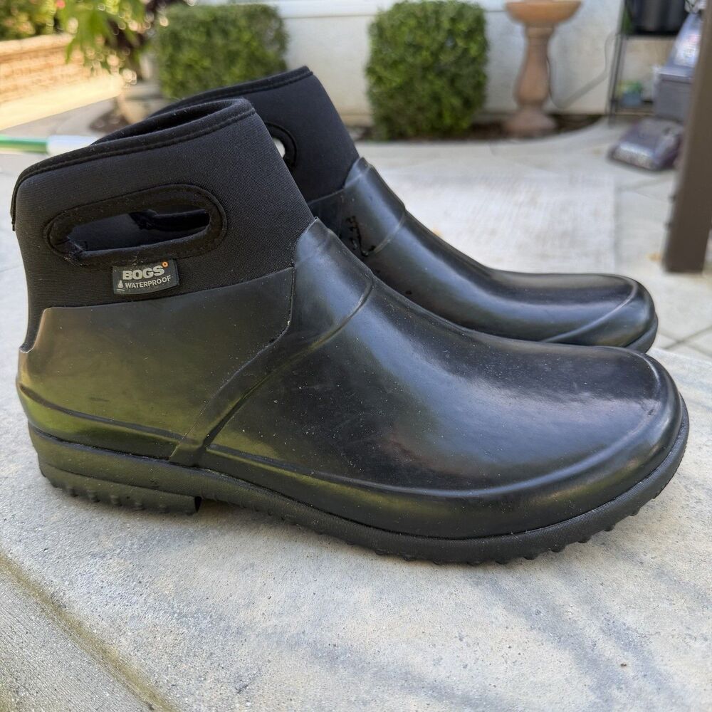 BOGS Seattle Chukka Mid-Boot Women's Size 12 US Euro 43 - Black